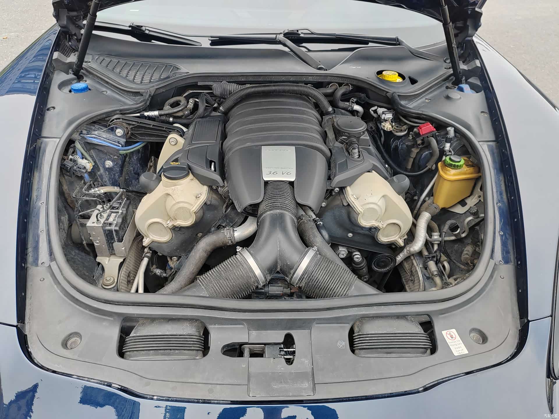 Porsche Panamera, 2011 16