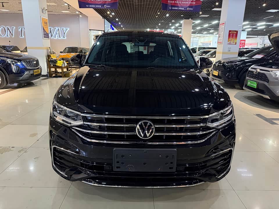 Volkswagen Tiguan L