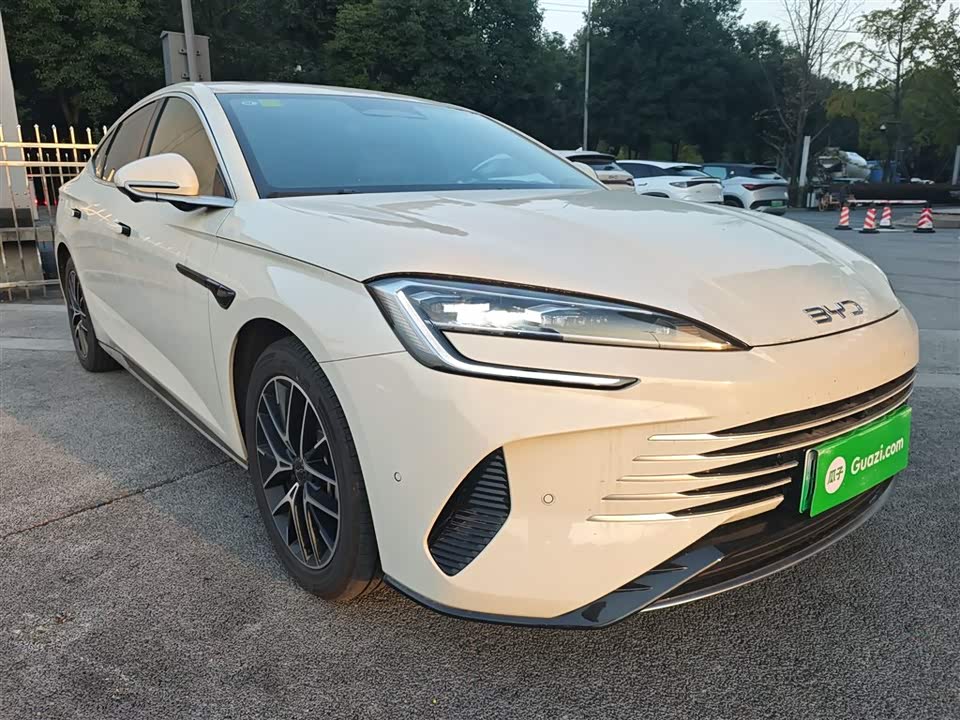 BYD Seal 07 DM-i
