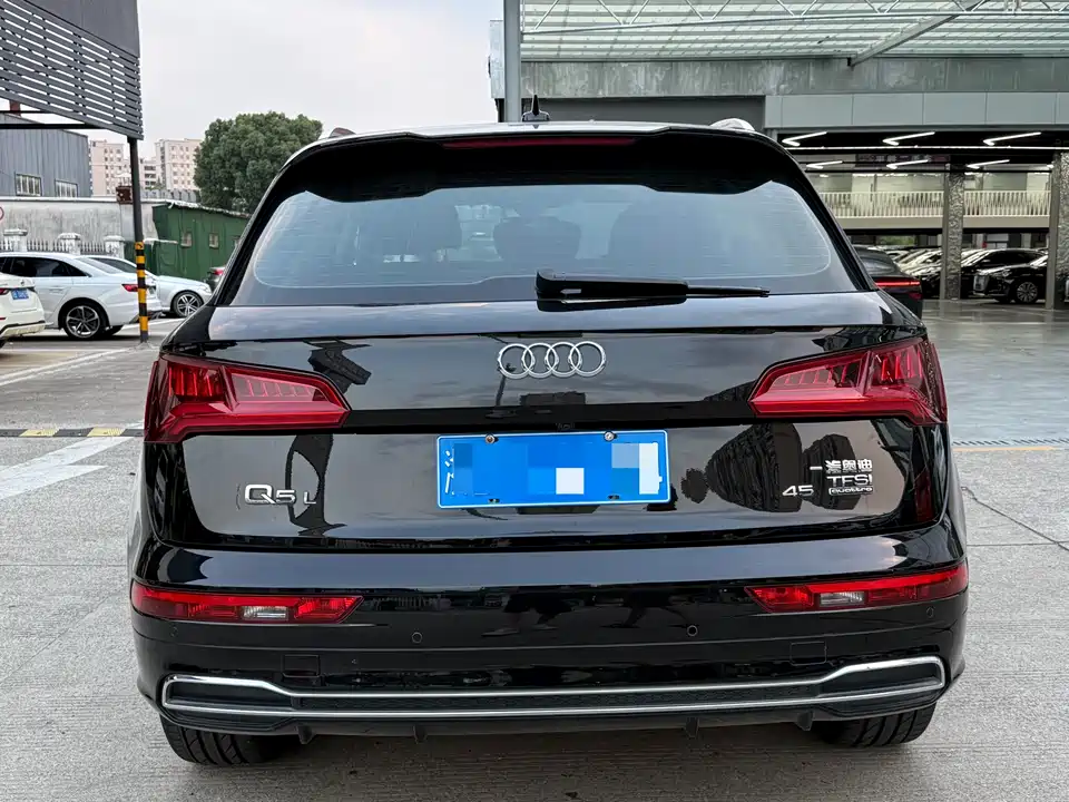 Audi Q5L Audi Q5L