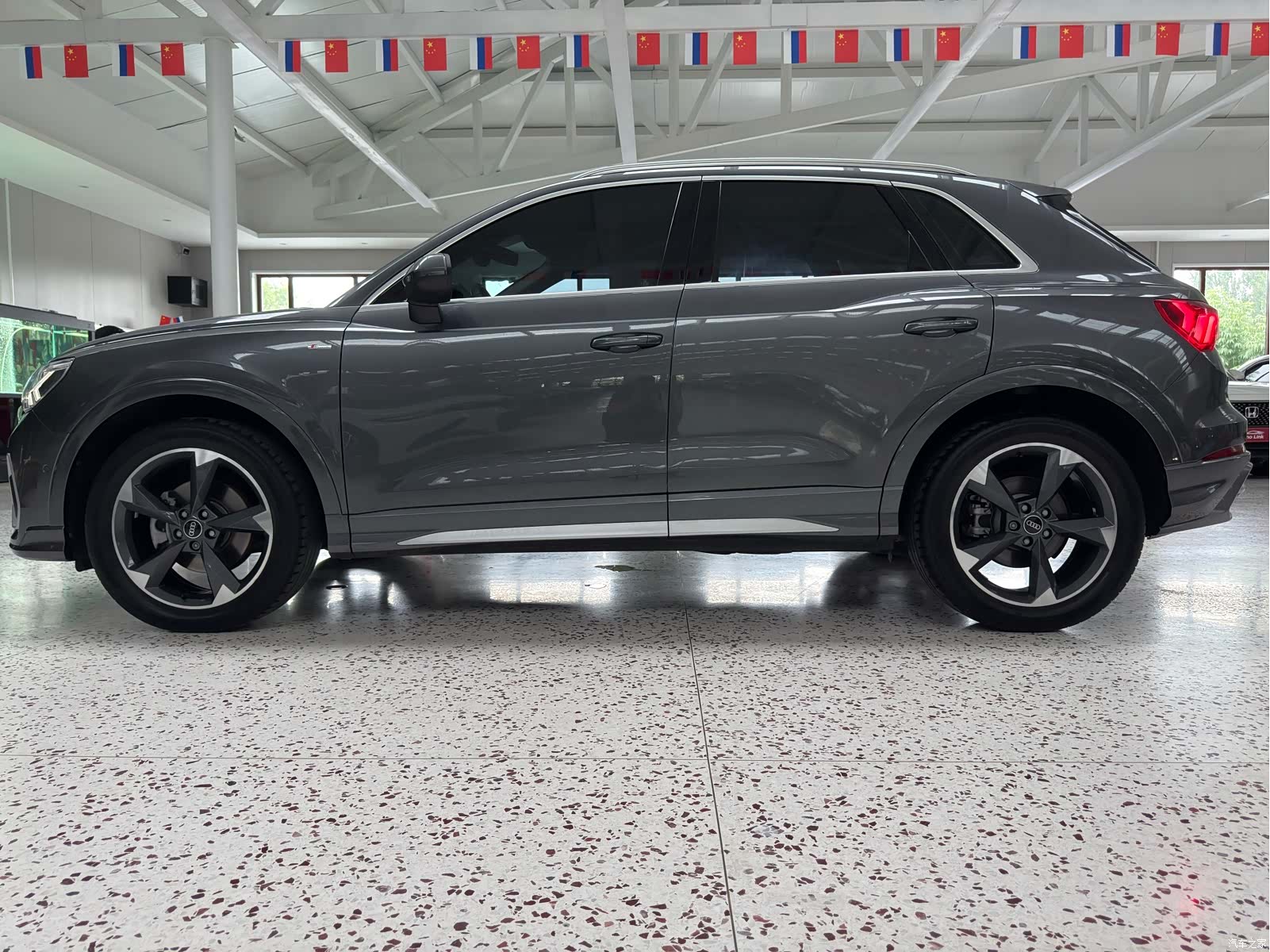 Audi Q3, 2022 7