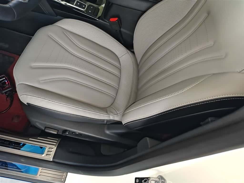 Ford Escape, 2023 15