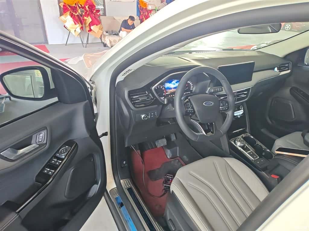 Ford Escape, 2023 16