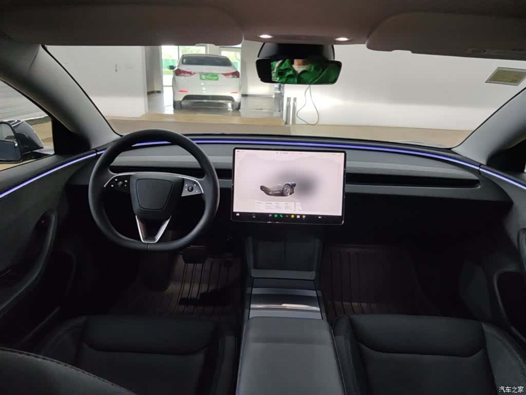 Tesla Model 3, 2024 10