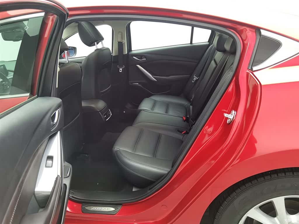 Mazda Atenza, 2017 15