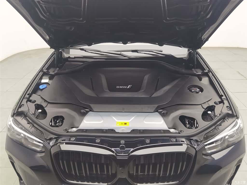 BMW iX3, 2022 6