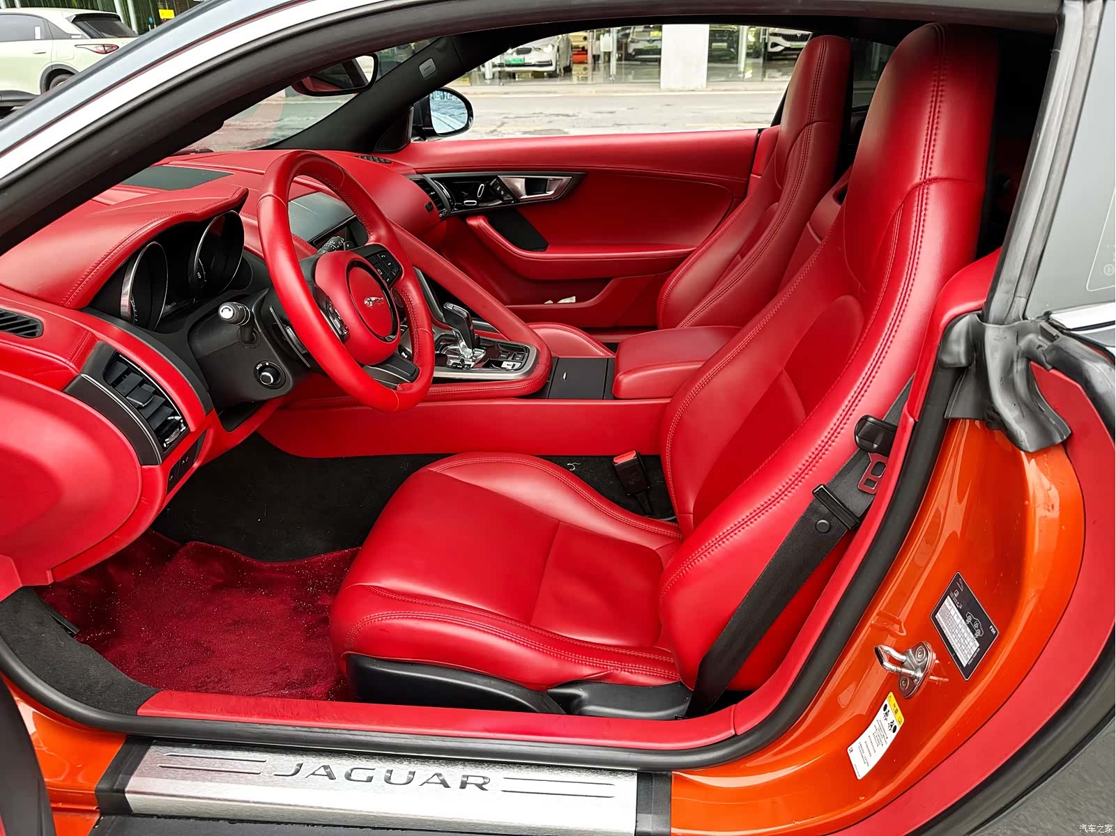 Jaguar F-TYPE, 2016 10