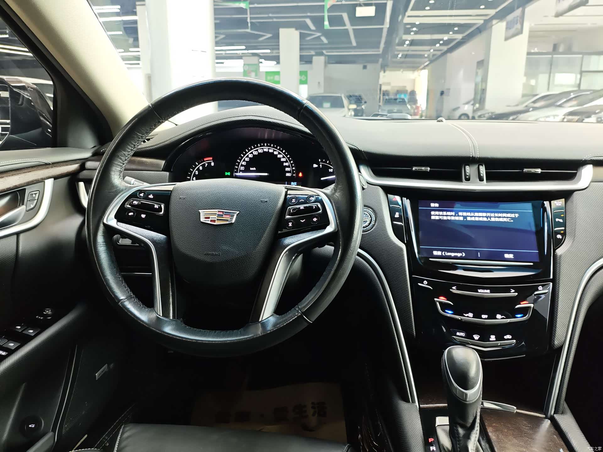 Cadillac XTS, 2019 12
