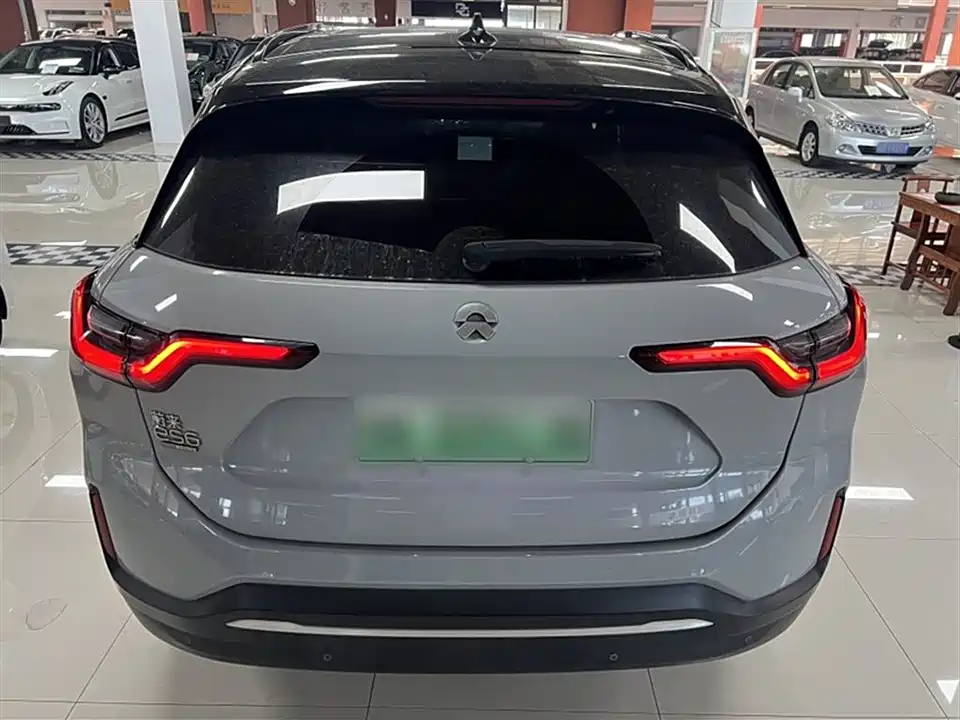 NIO ES6