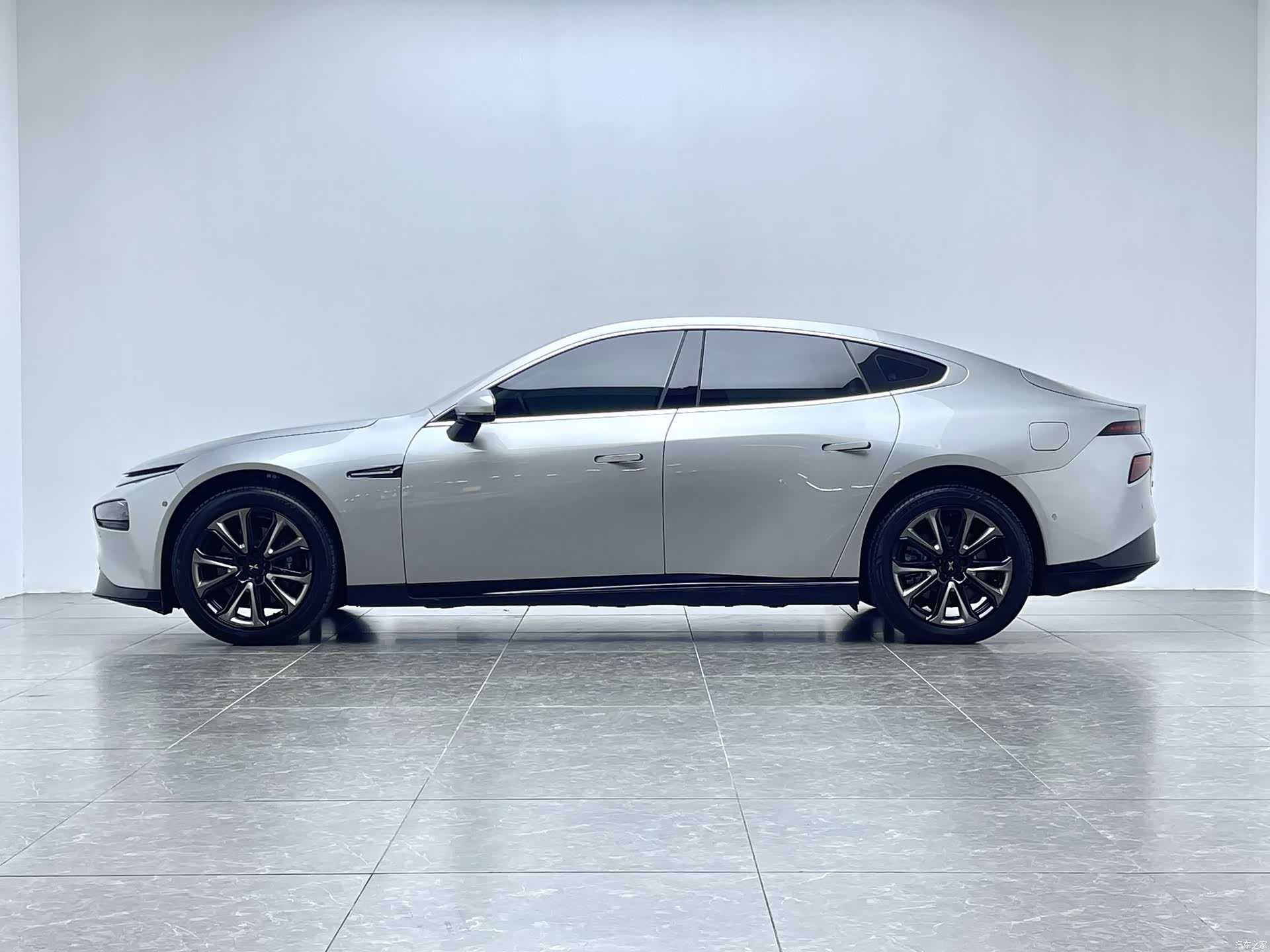 Xpeng P7, 2022 7