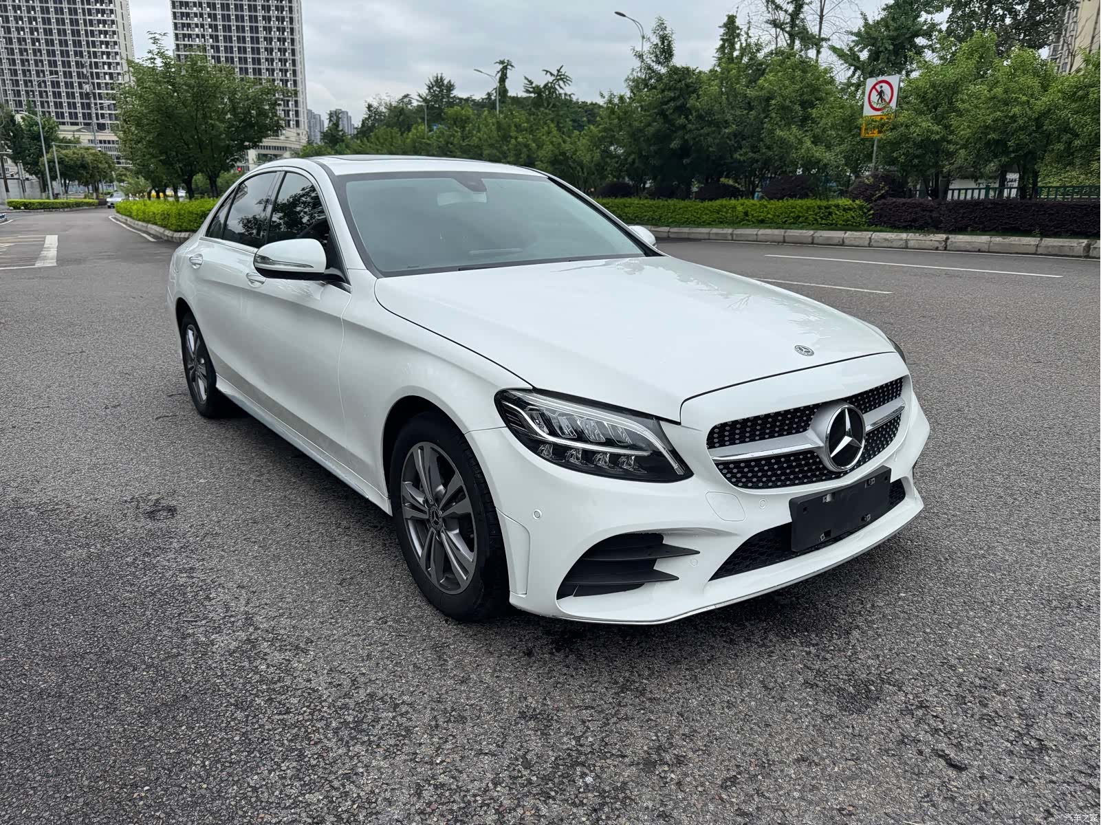 Mercedes-Benz C-Class, 2020 3