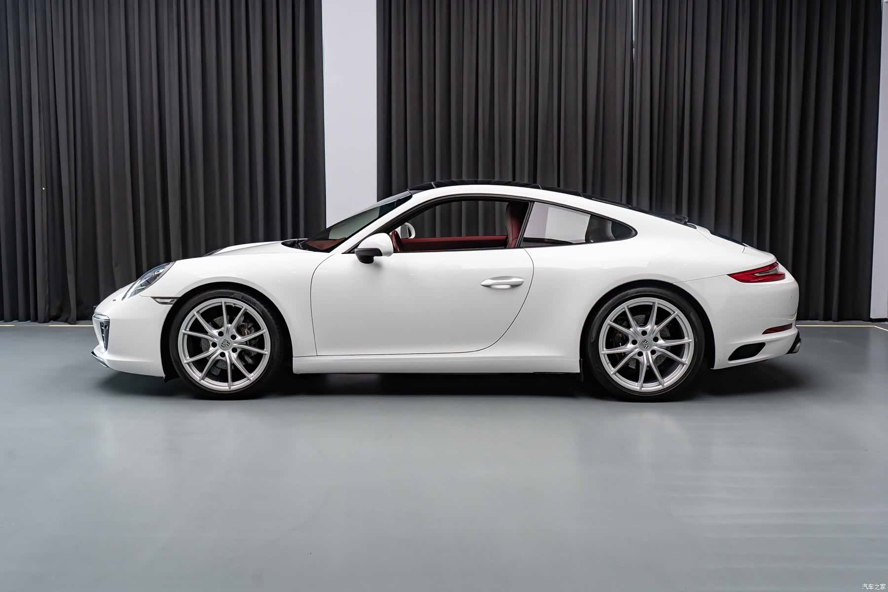 Porsche 911, 2017 3