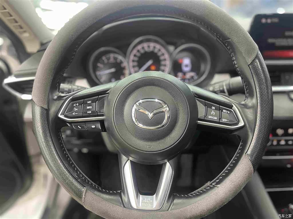 Mazda Atenza, 2021 17
