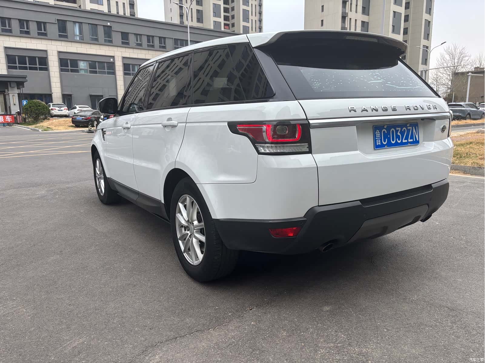 Land Rover Range Rover, 2015 12