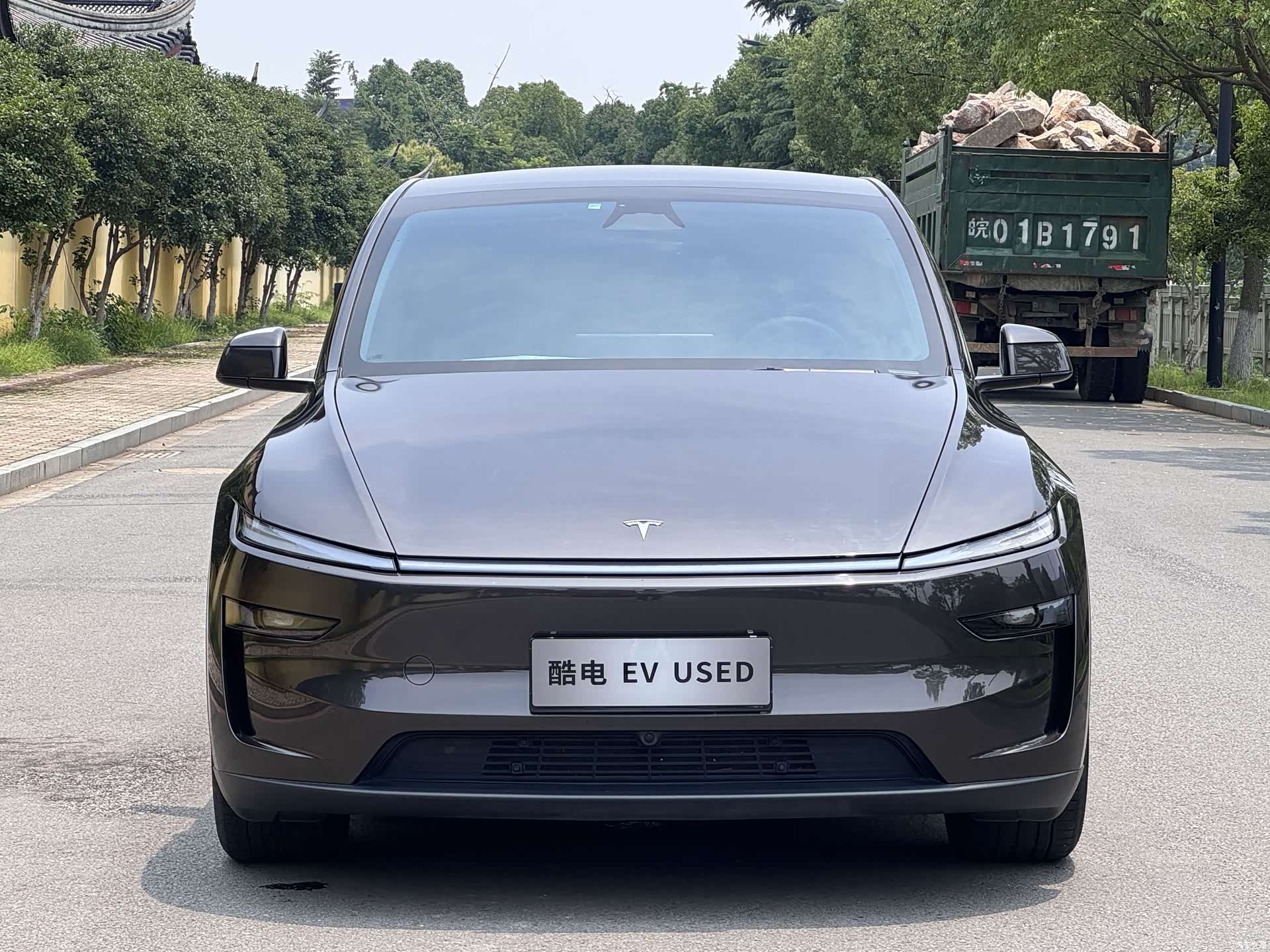 Tesla Model Y, 2025 2