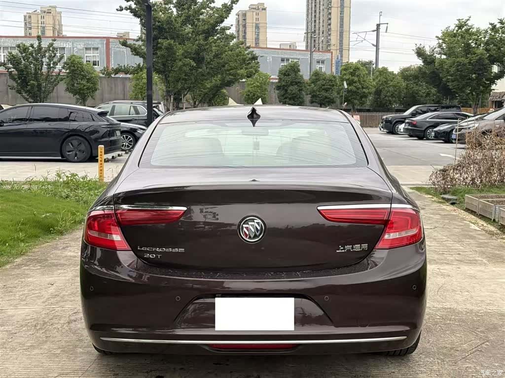 Buick LaCrosse, 2017 11