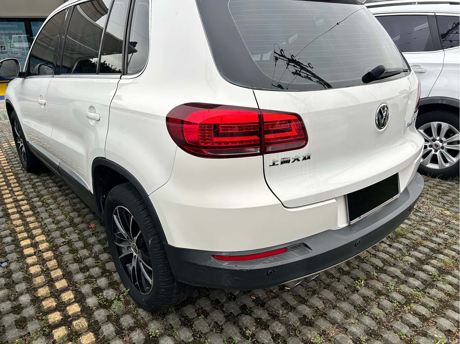 Volkswagen Tiguan, 2015 все фото