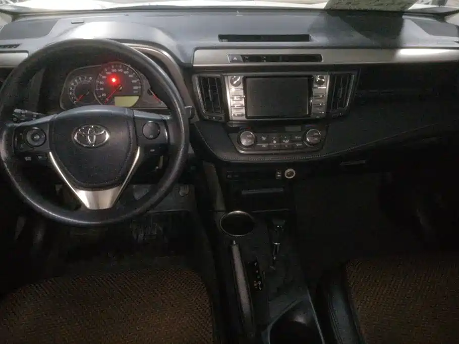 Toyota RAV4 Rongfang