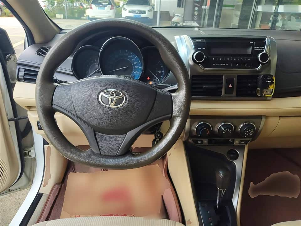 Toyota YARiS L Zhixuan