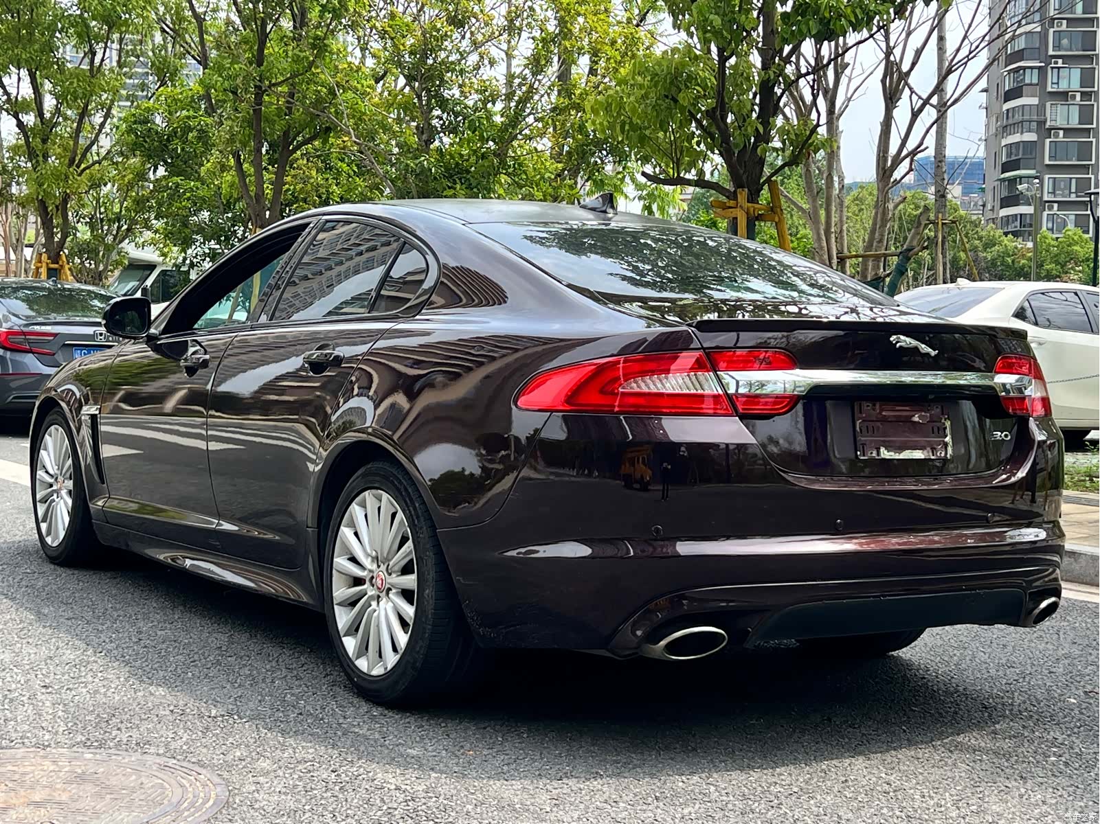 Jaguar XF, 2015 7