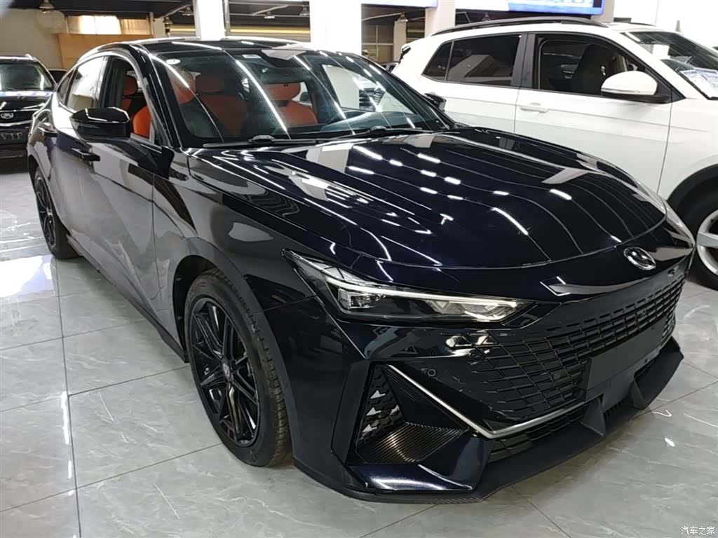 Changan UNI-V, 2023 4