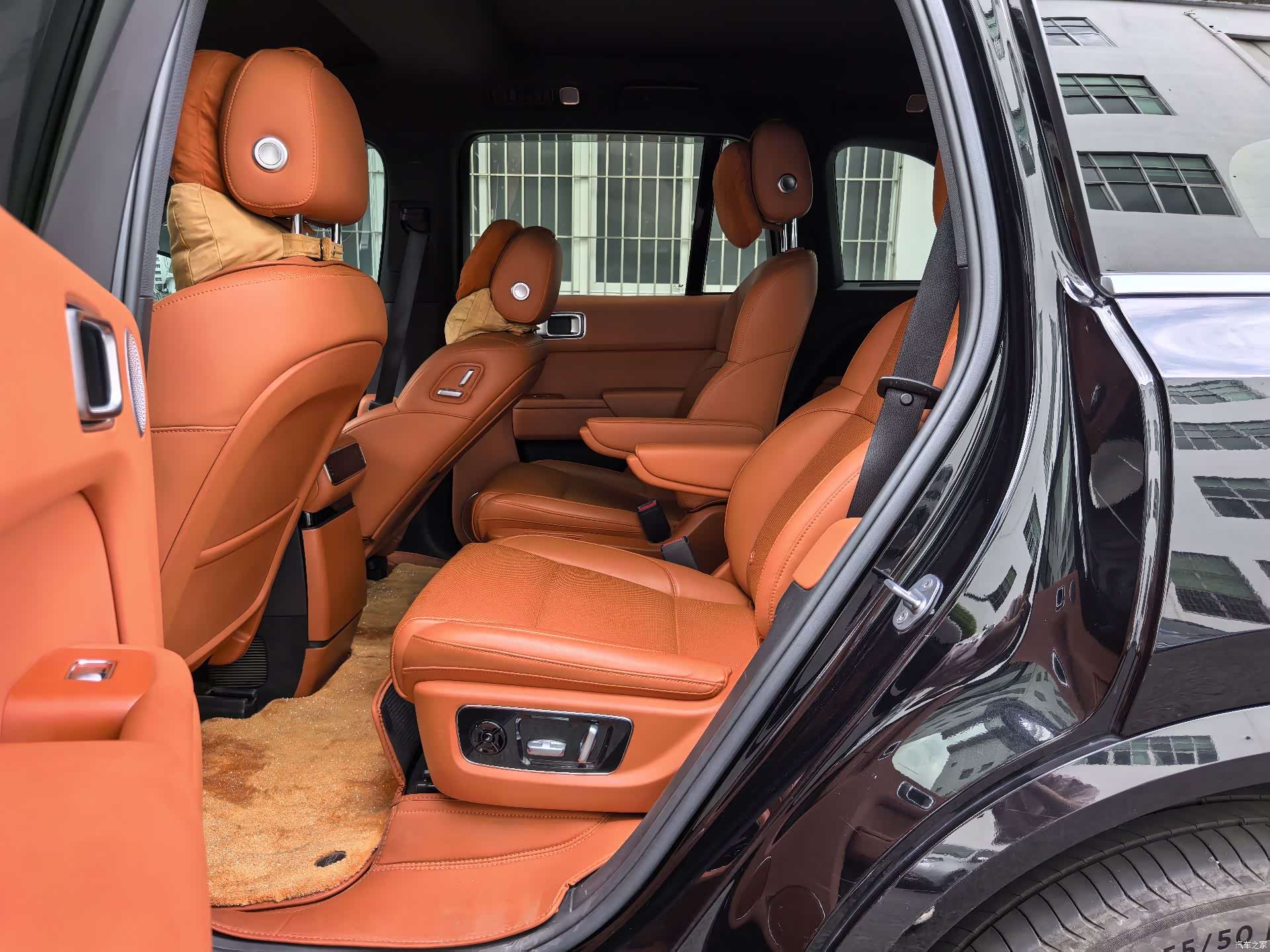 Li Auto L8, 2024 все фото