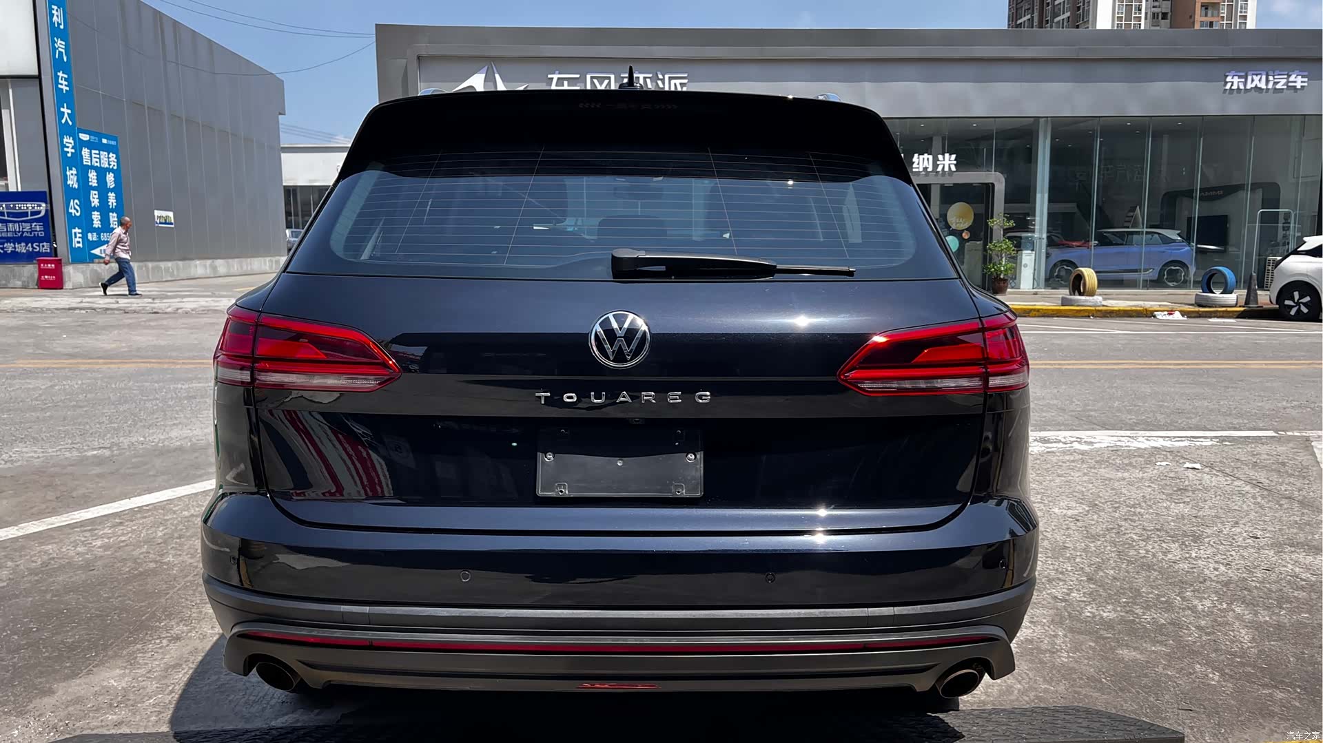 Volkswagen Touareg, 2021 все фото