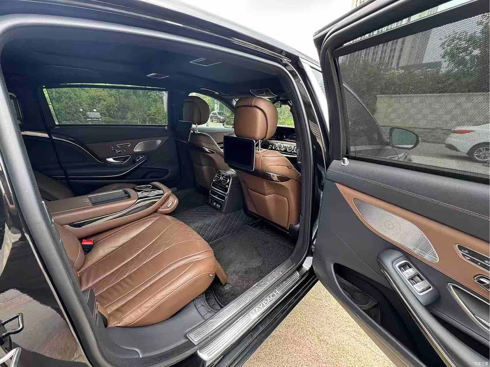 Maybach S-Class, 2019 4