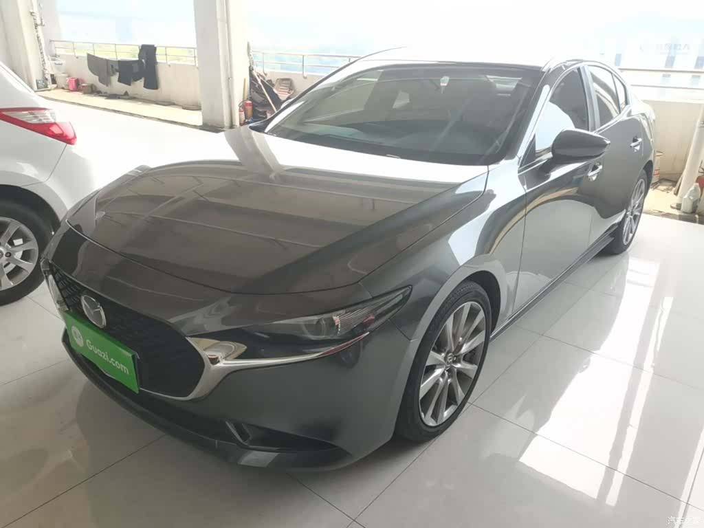 Mazda Mazda3, 2023 2