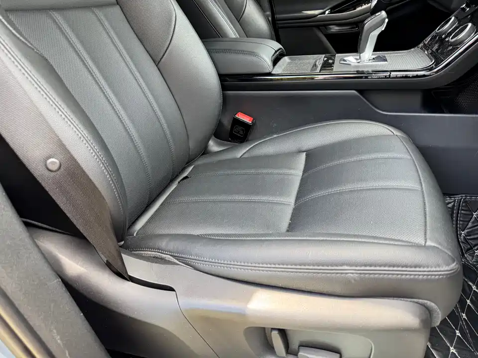 Land Rover Range Rover Aurora