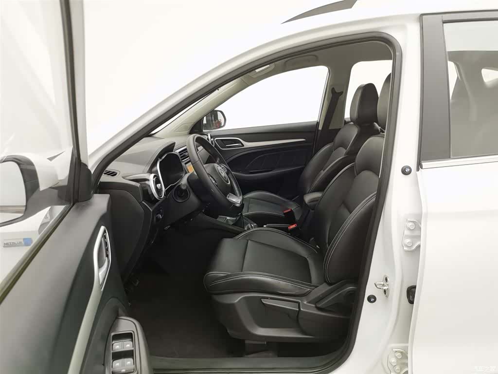 MG ZS, 2017 10