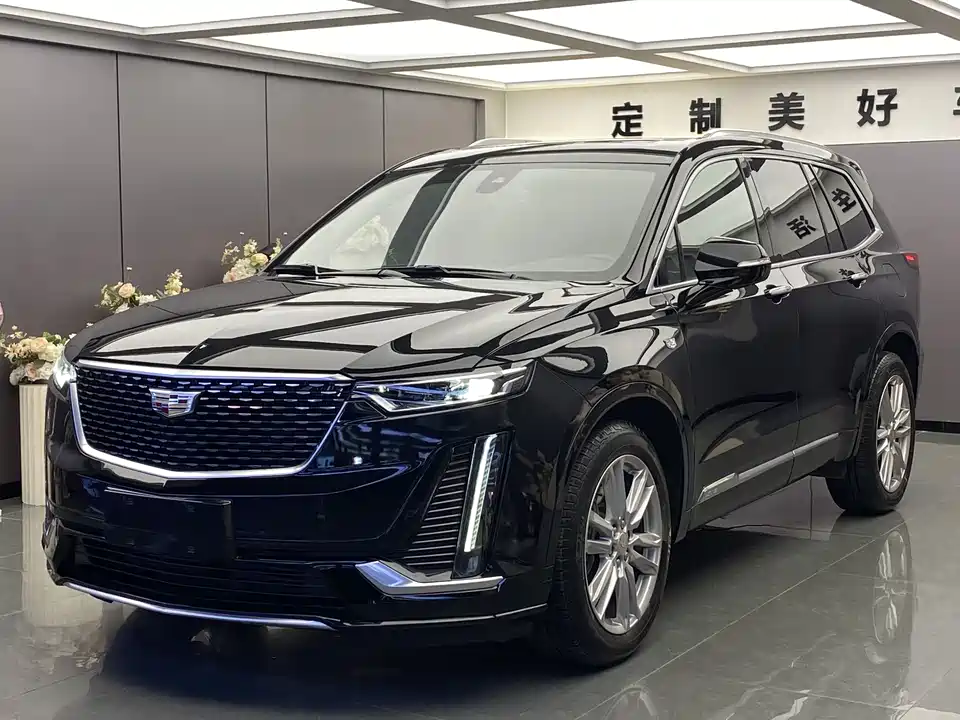 Cadillac XT6