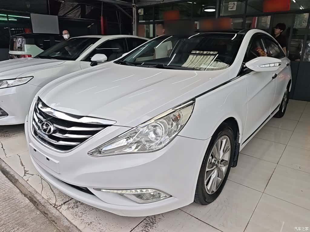 Hyundai Sonata, 2016 1