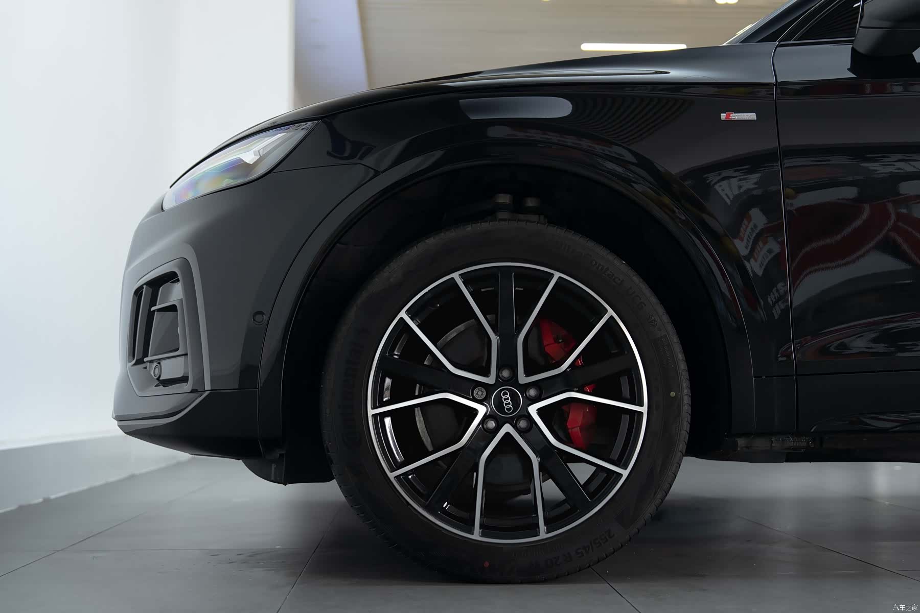 Audi Q5L, 2024 9