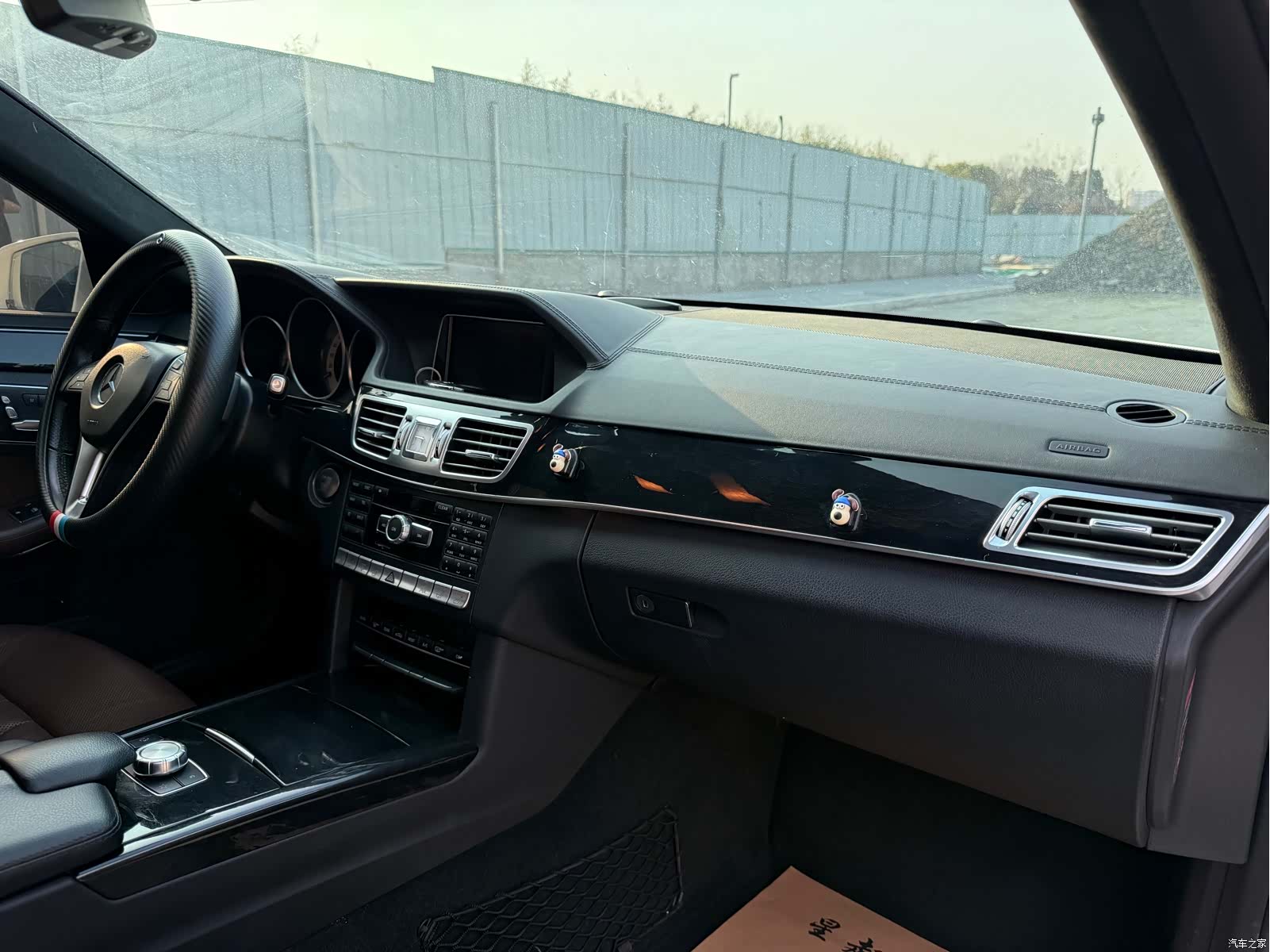 Mercedes-Benz E-Class, 2014 24