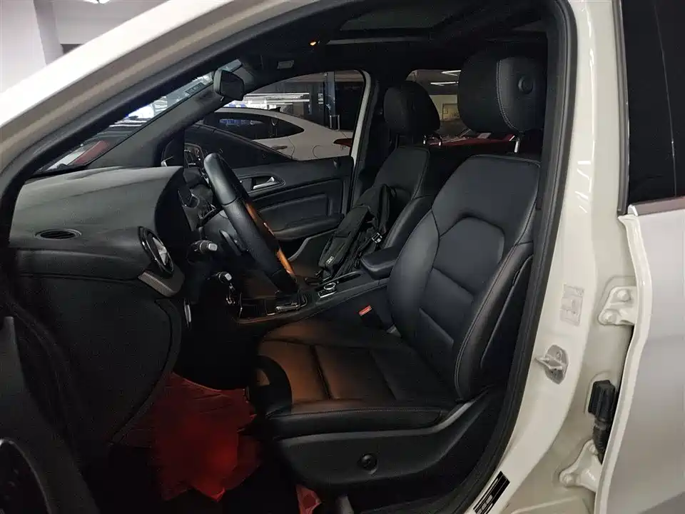 Mercedes-Benz Class B