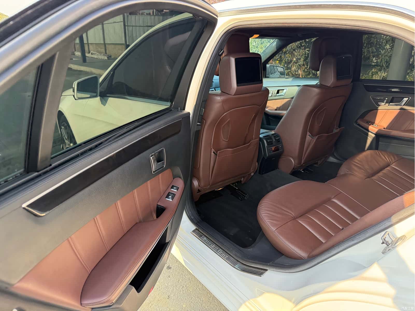 Mercedes-Benz E-Class, 2014 16