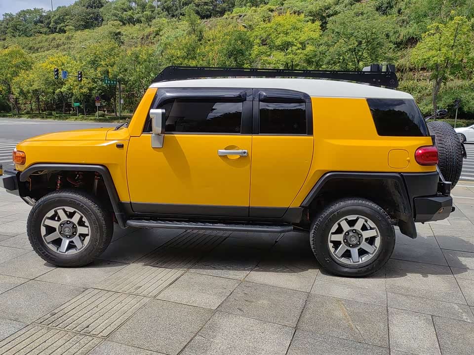 Toyota FJ Cool Luze