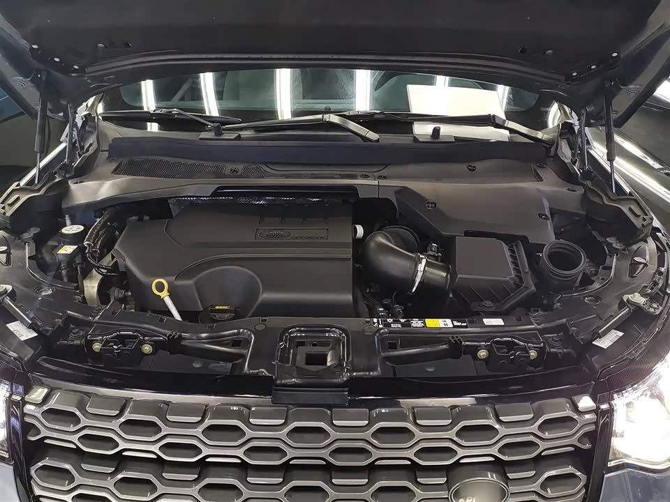 Land Rover Discover sports