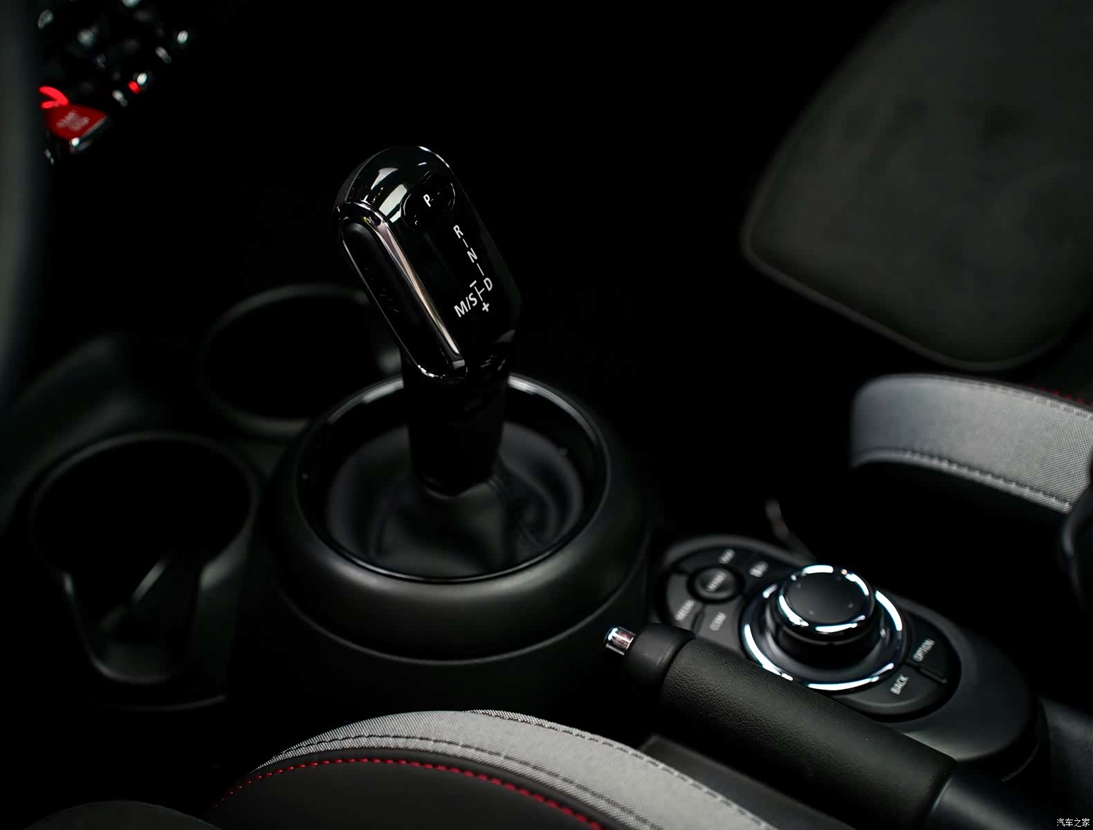 Mini Cooper, 2024 12
