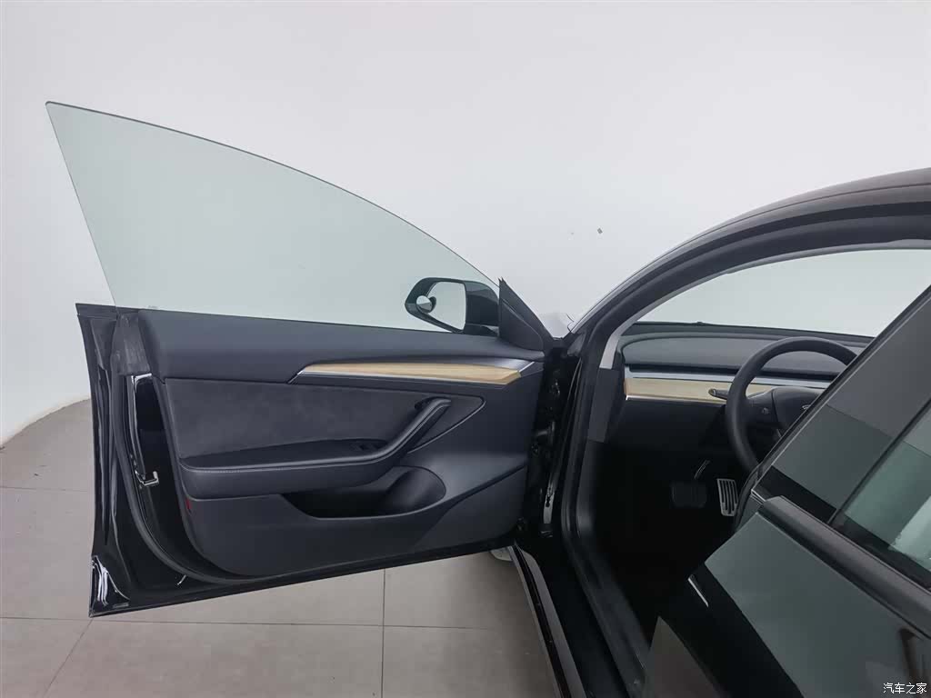 Tesla Model 3, 2023 8