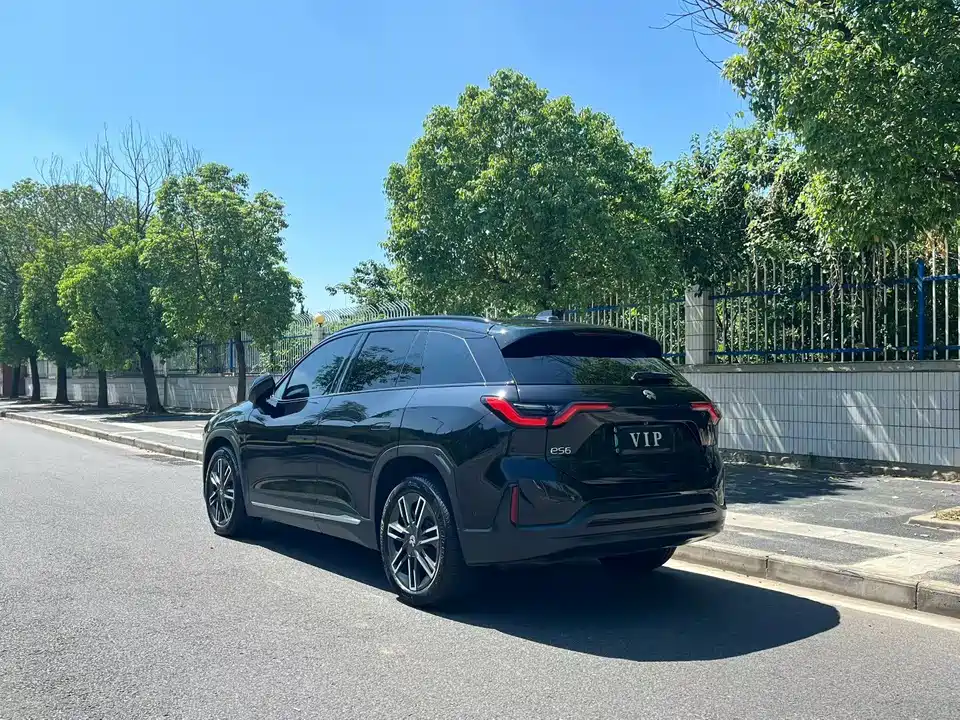 NIO ES6