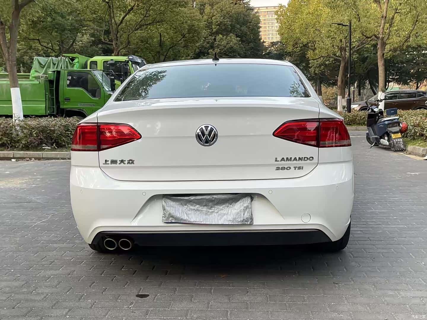 Volkswagen Lamando, 2016 10