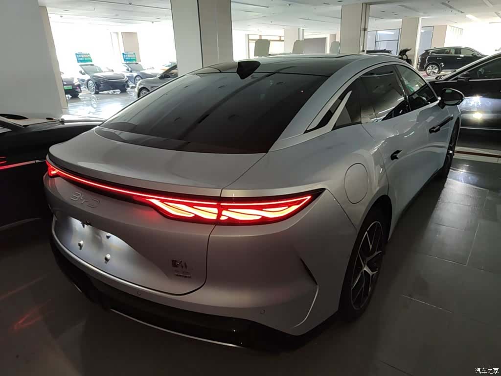 BYD Han, 2025 7