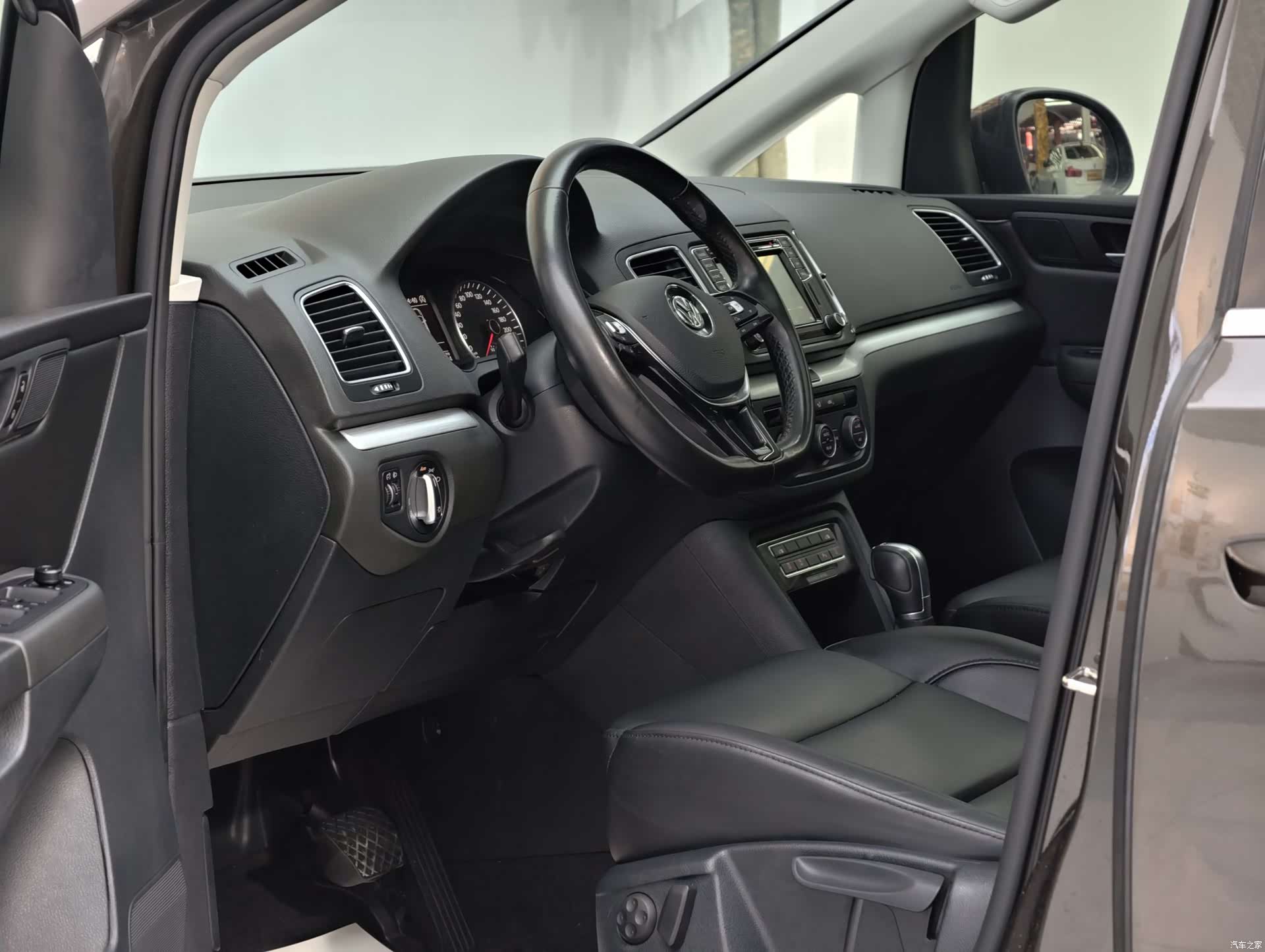Volkswagen Xia, 2017 12