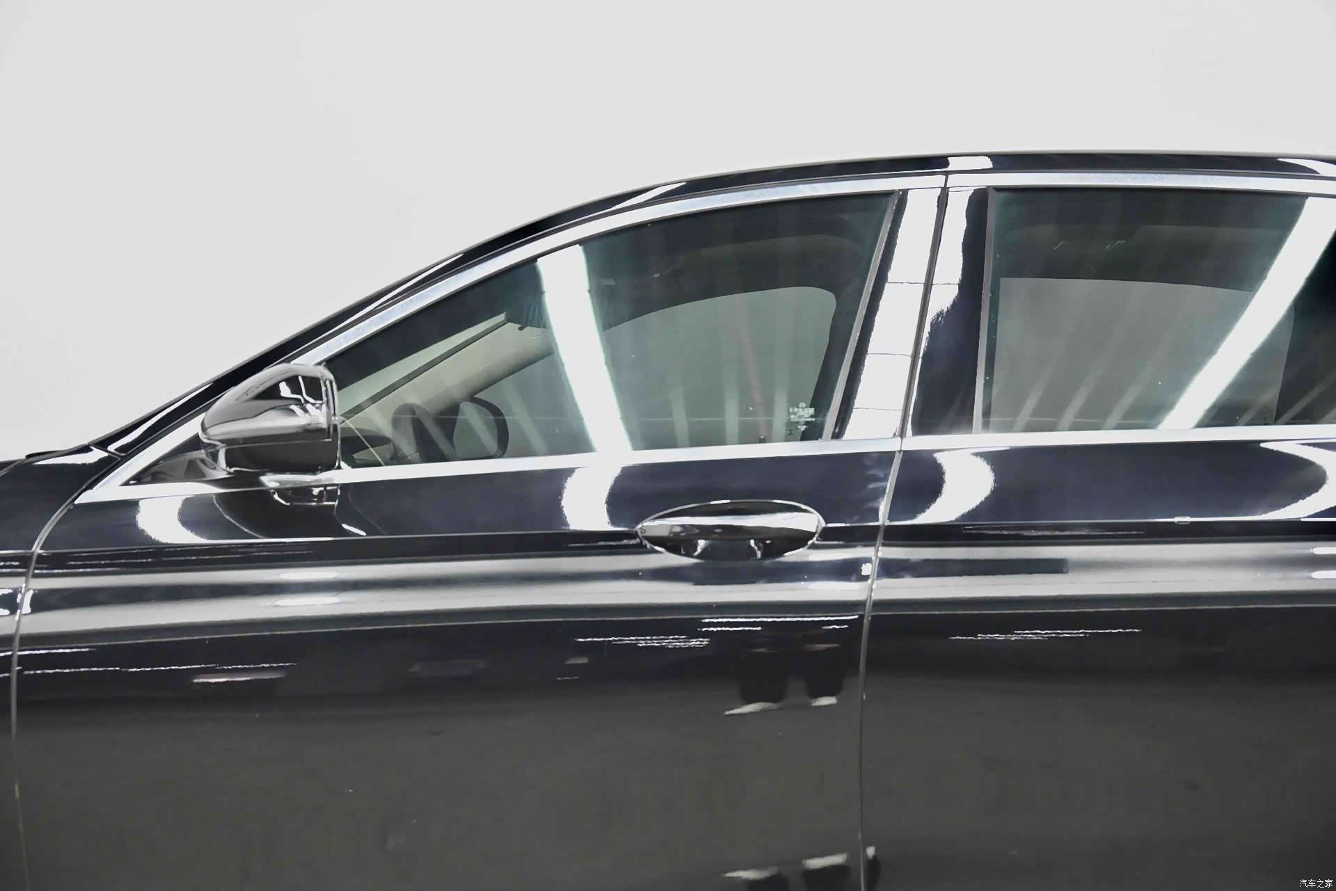 Mercedes-Benz E-Class, 2022 25