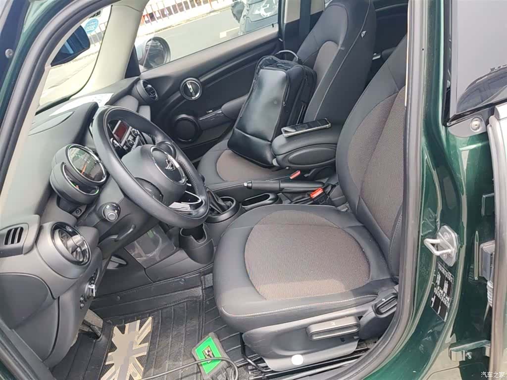 Mini ONE, 2015 11