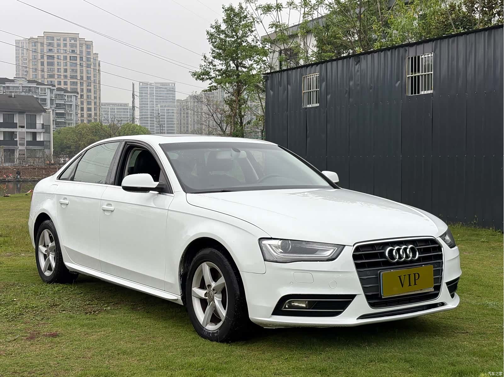 Audi A4L, 2015 7