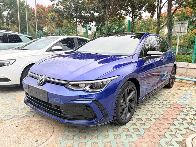 Volkswagen Golf 2021 — купить из Китая под заказ