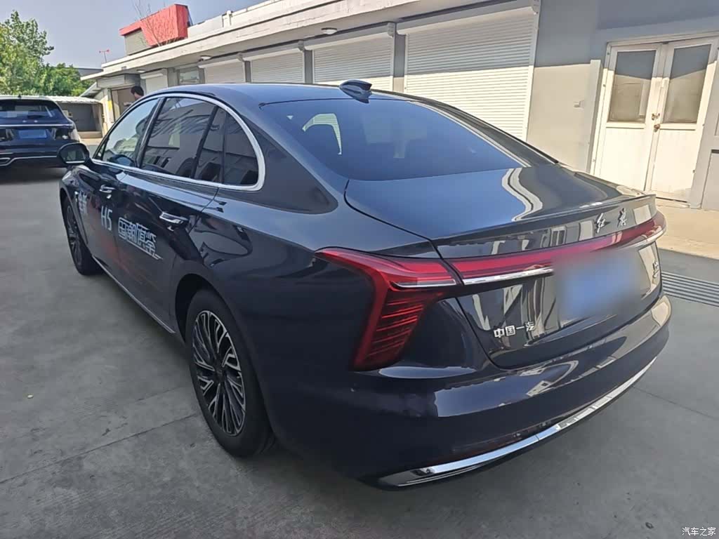 Hongqi H5, 2024 23
